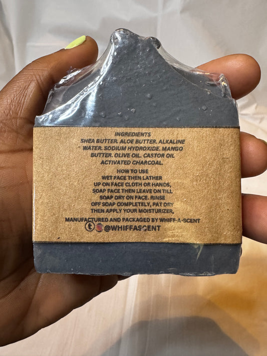Charcoal detoxifying face bar